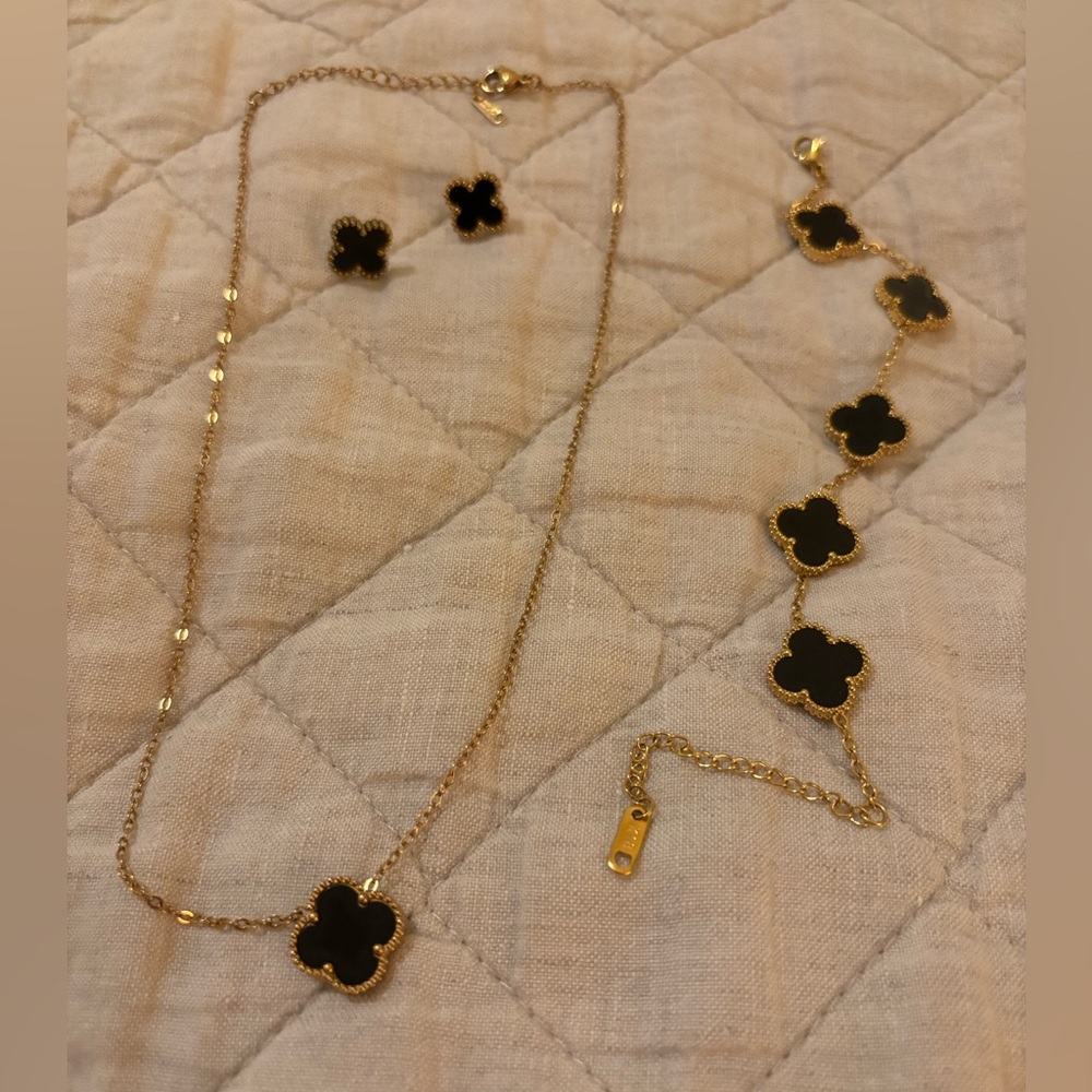 Black Clover Set - image 1